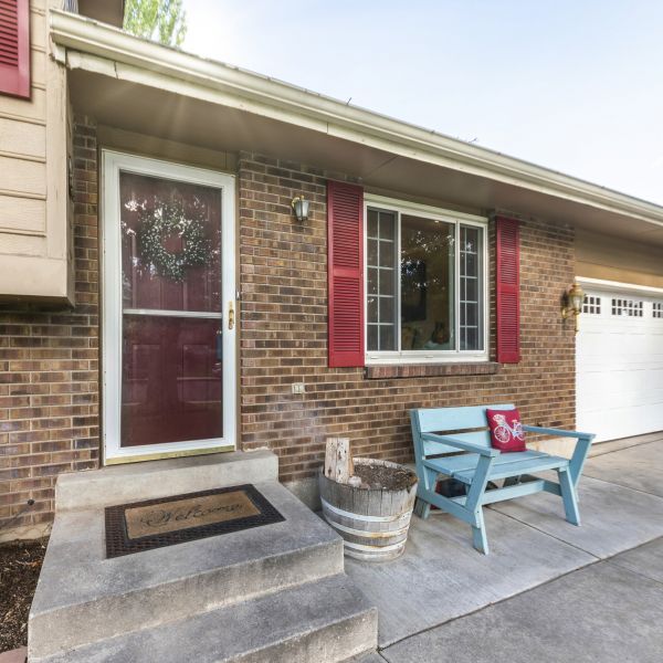 Cost of Hopper Window Replacement in Fontana